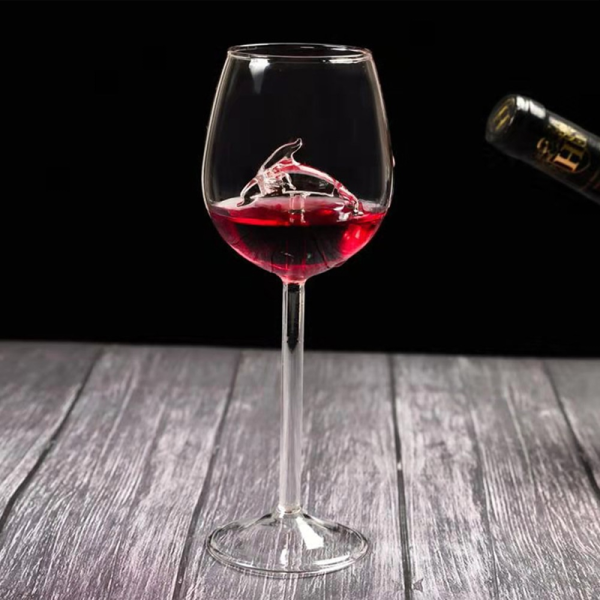 Morena Dolphin wine glass, 8.27x2.36 in