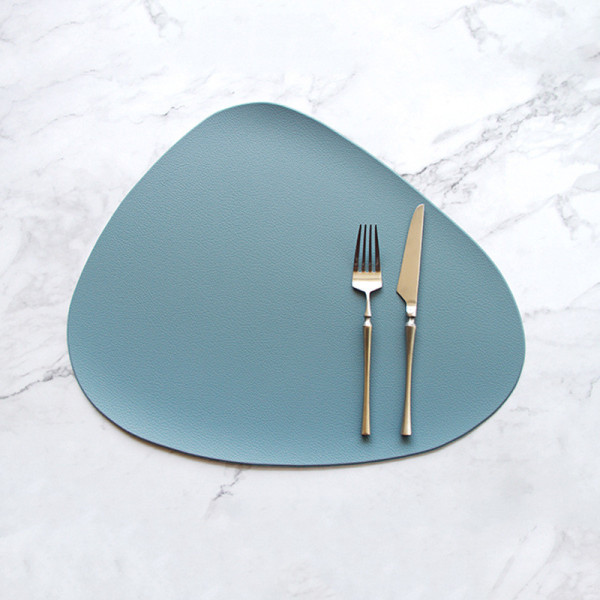 Lette PU-leather placemat, 13.78x17.91 in