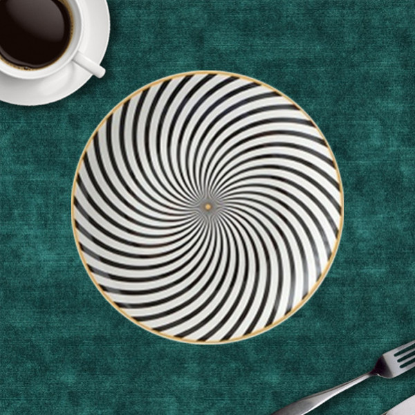 B&W Illusion large ceramic plate, 10 in