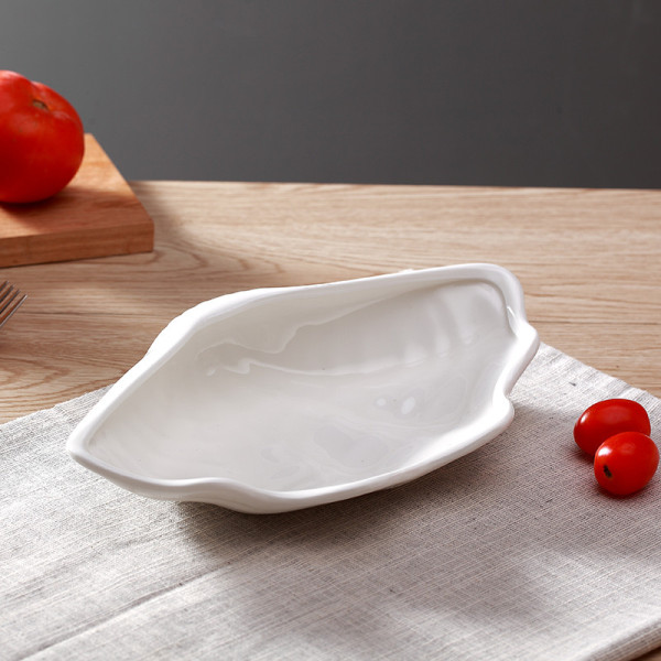 Lagoo white ceramic plate, 10 in