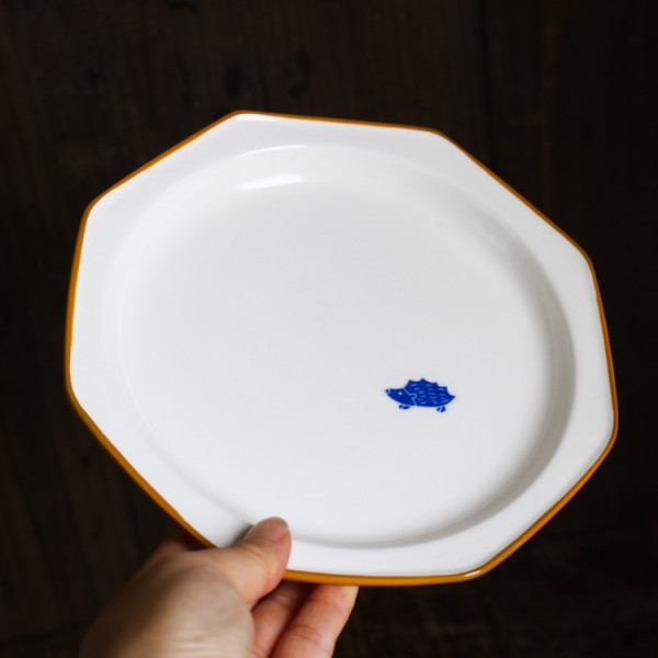 Ani Hedgehog ceramic plate, 7.48 in